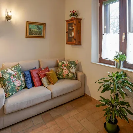 1 Bedroom Gorgeous In קיאנצ'נו טרמה