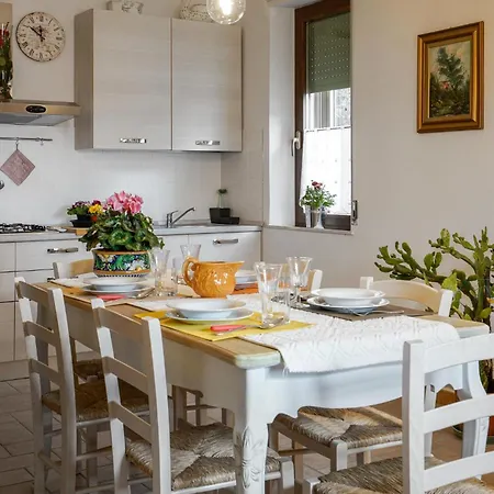 Apartamento Stunning Apartment In Chianciano Terme With Wifi *
